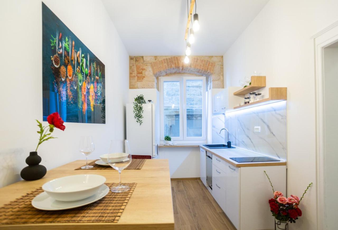 Apartman Kolura Vis Exterior foto